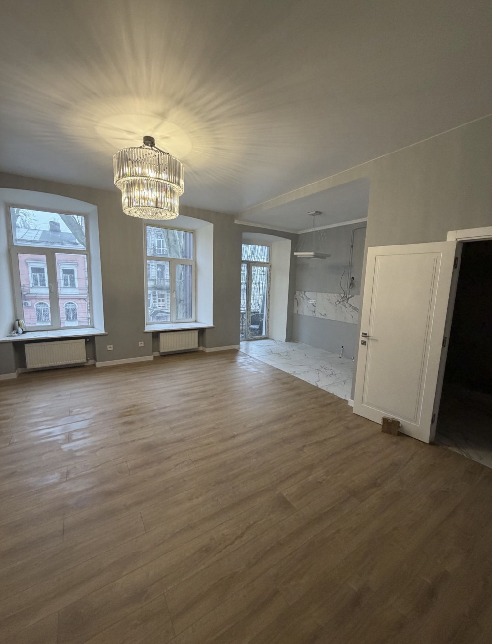 Mieszkanie 2 pokoi 94 m² Odessa, Ukraina