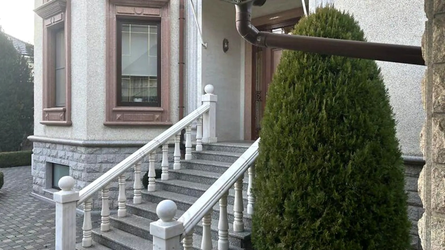 6 room house 616 m² Odesa, Ukraine