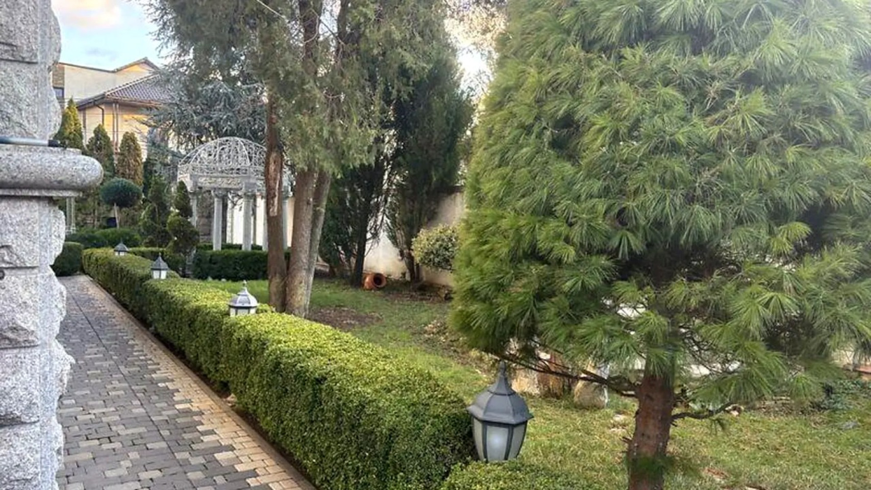 6 room house 616 m² Odesa, Ukraine