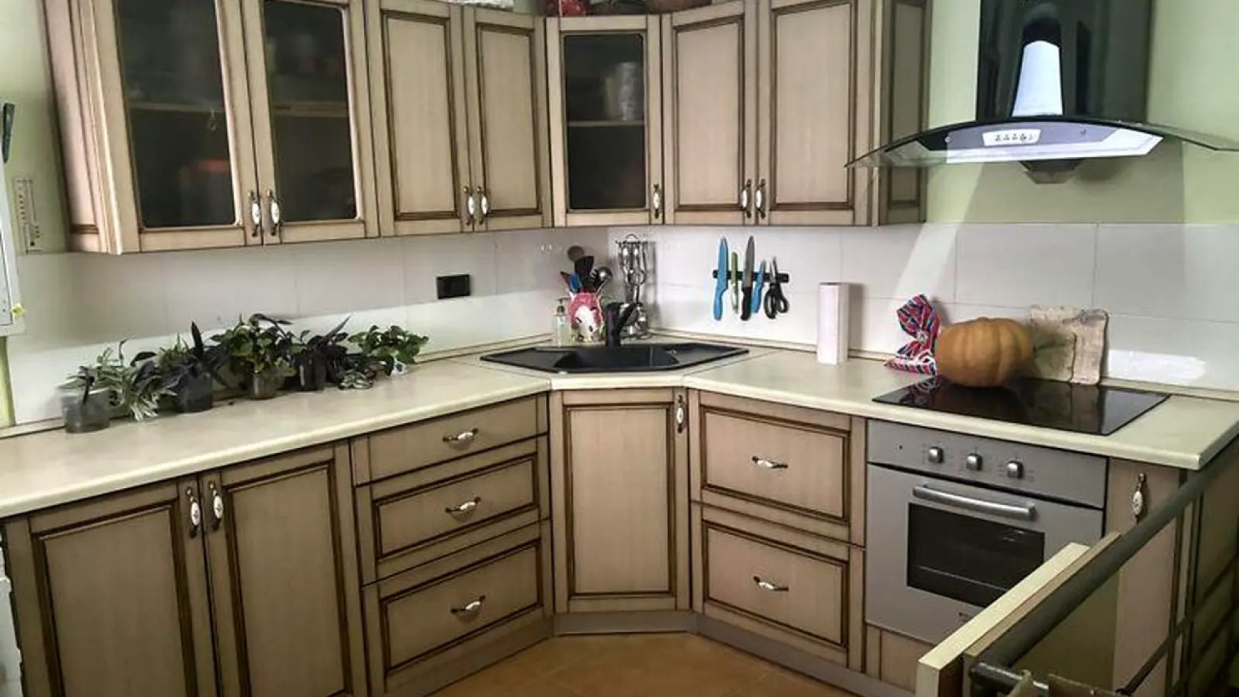 6 room house 616 m² Odesa, Ukraine