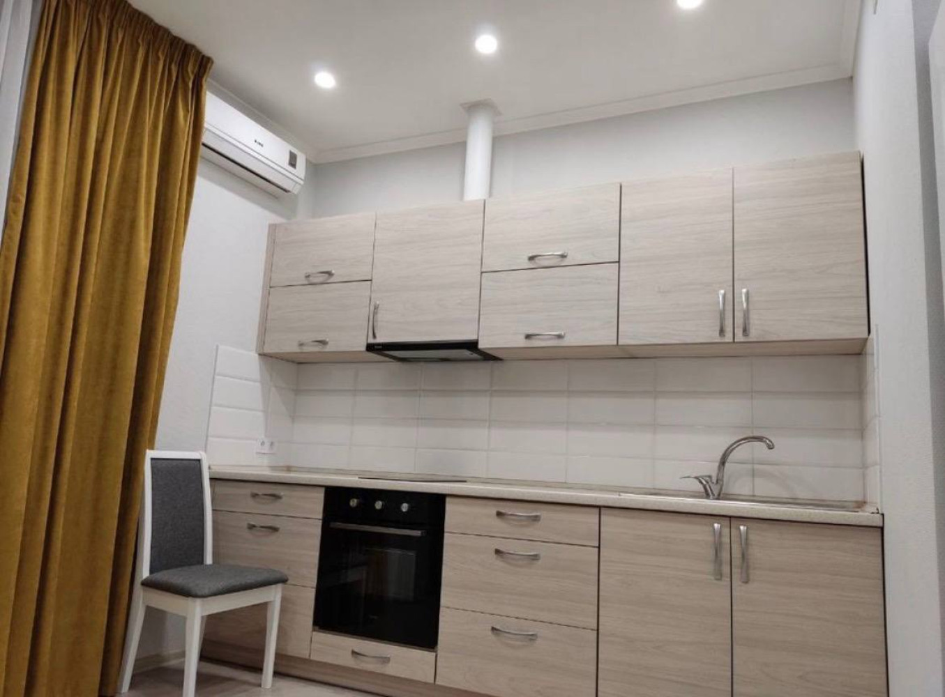 1 room apartment 42 m² Odesa, Ukraine