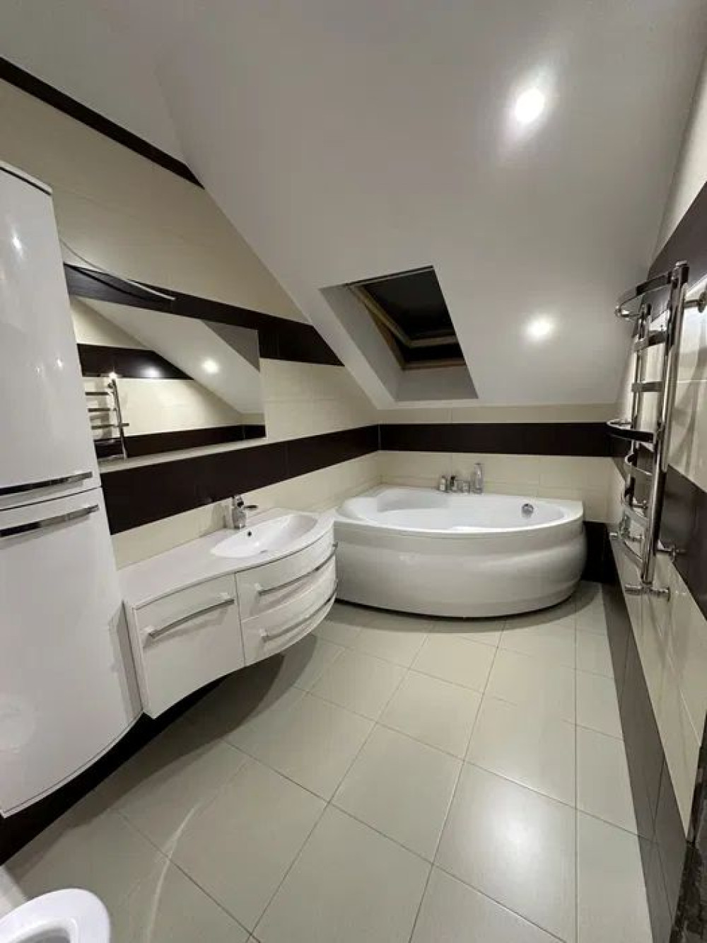 Casa 8 habitaciones 503 m² Lymanka, Ucrania