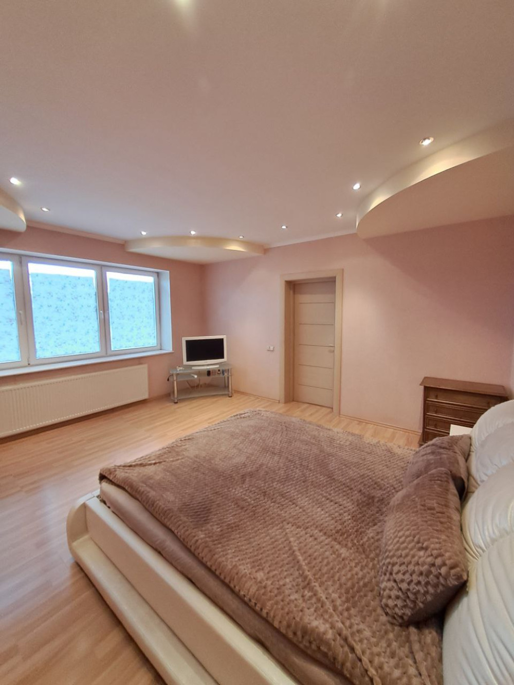 Haus 4 zimmer 286 m² Odessa, Ukraine