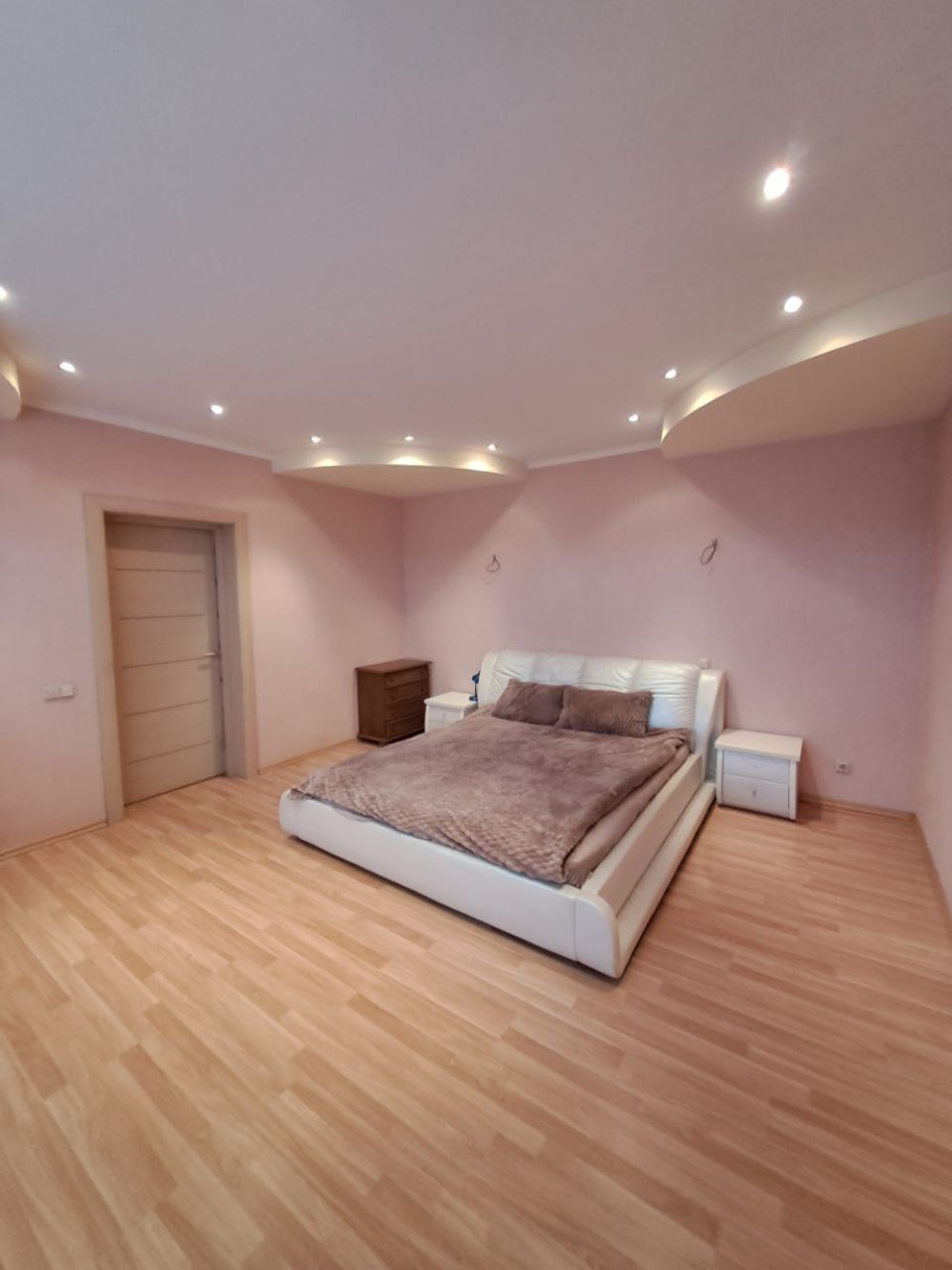 Haus 4 zimmer 286 m² Odessa, Ukraine