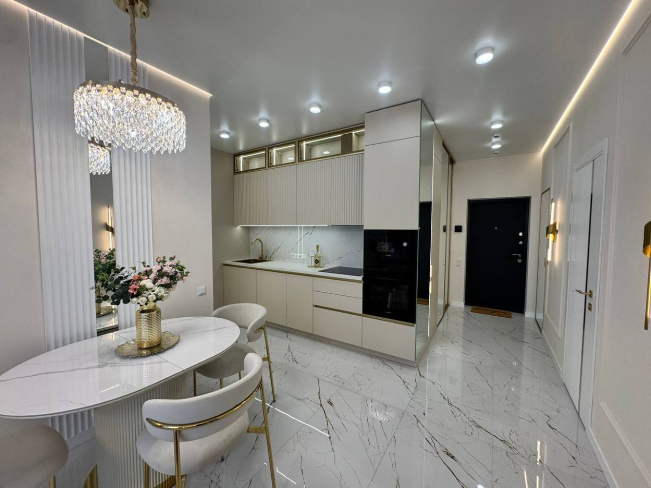 Mieszkanie 2 pokoi 64 m² Odessa, Ukraina