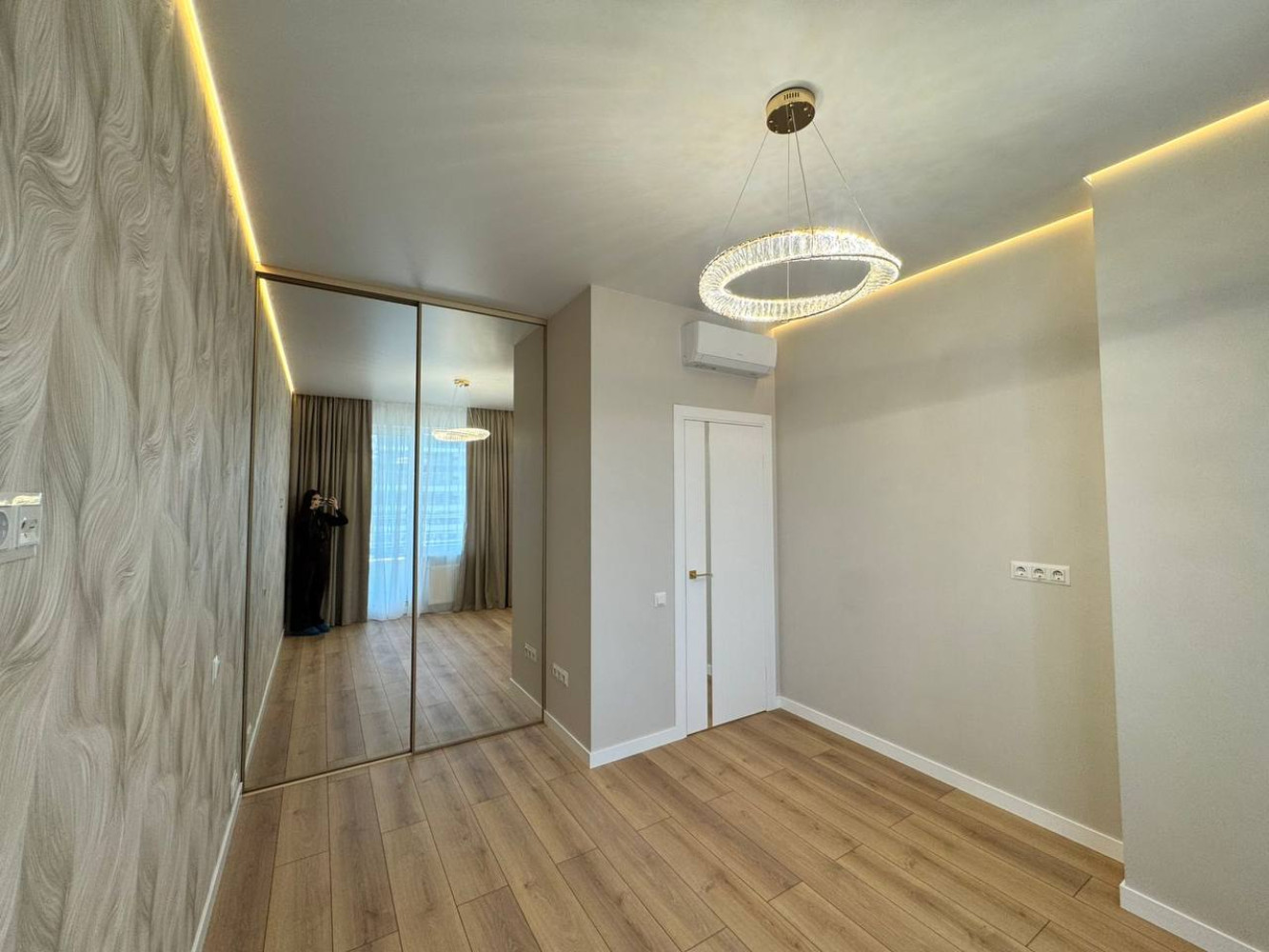 Mieszkanie 2 pokoi 64 m² Odessa, Ukraina