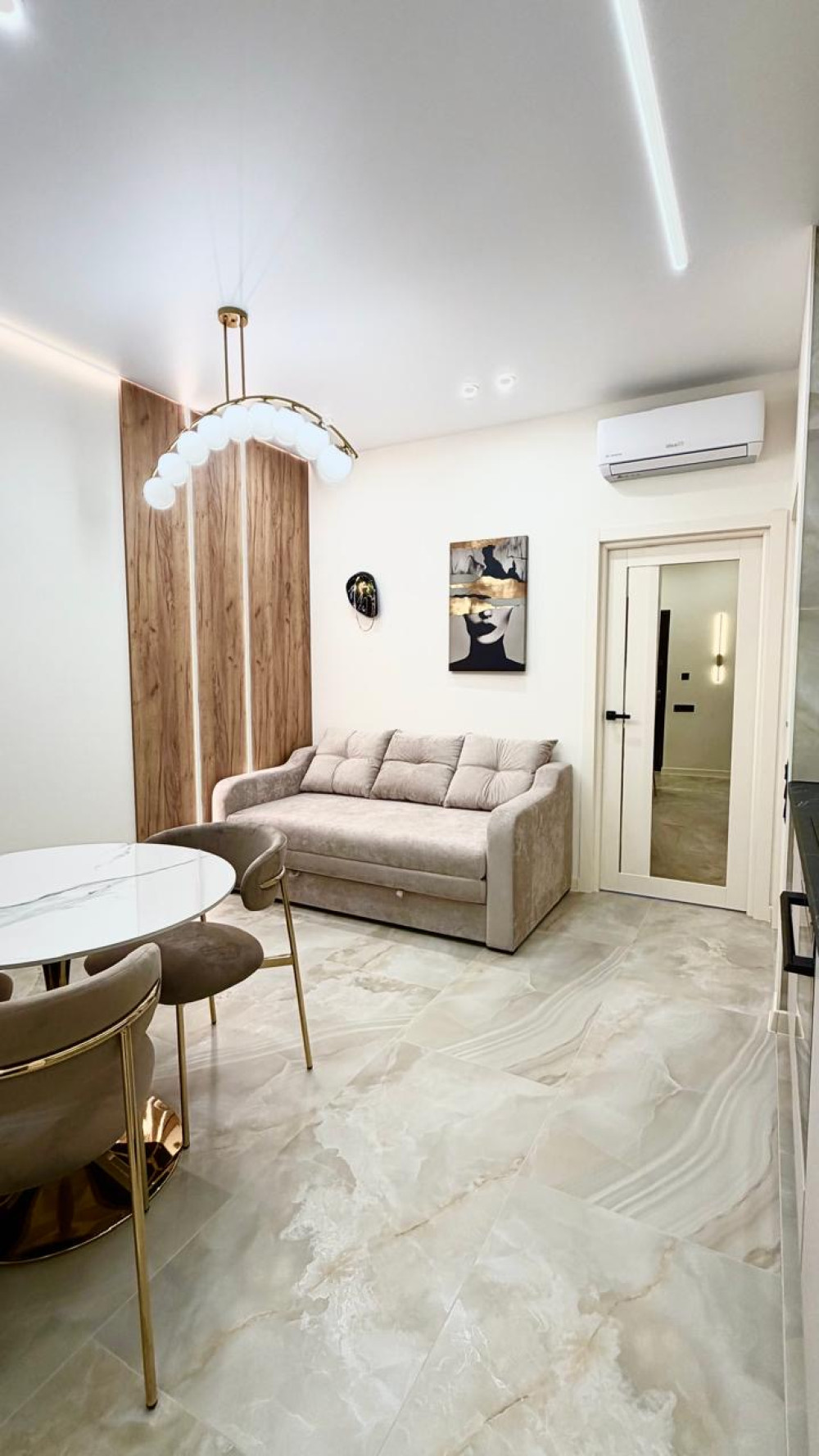 Mieszkanie 2 pokoi 43 m² Odessa, Ukraina