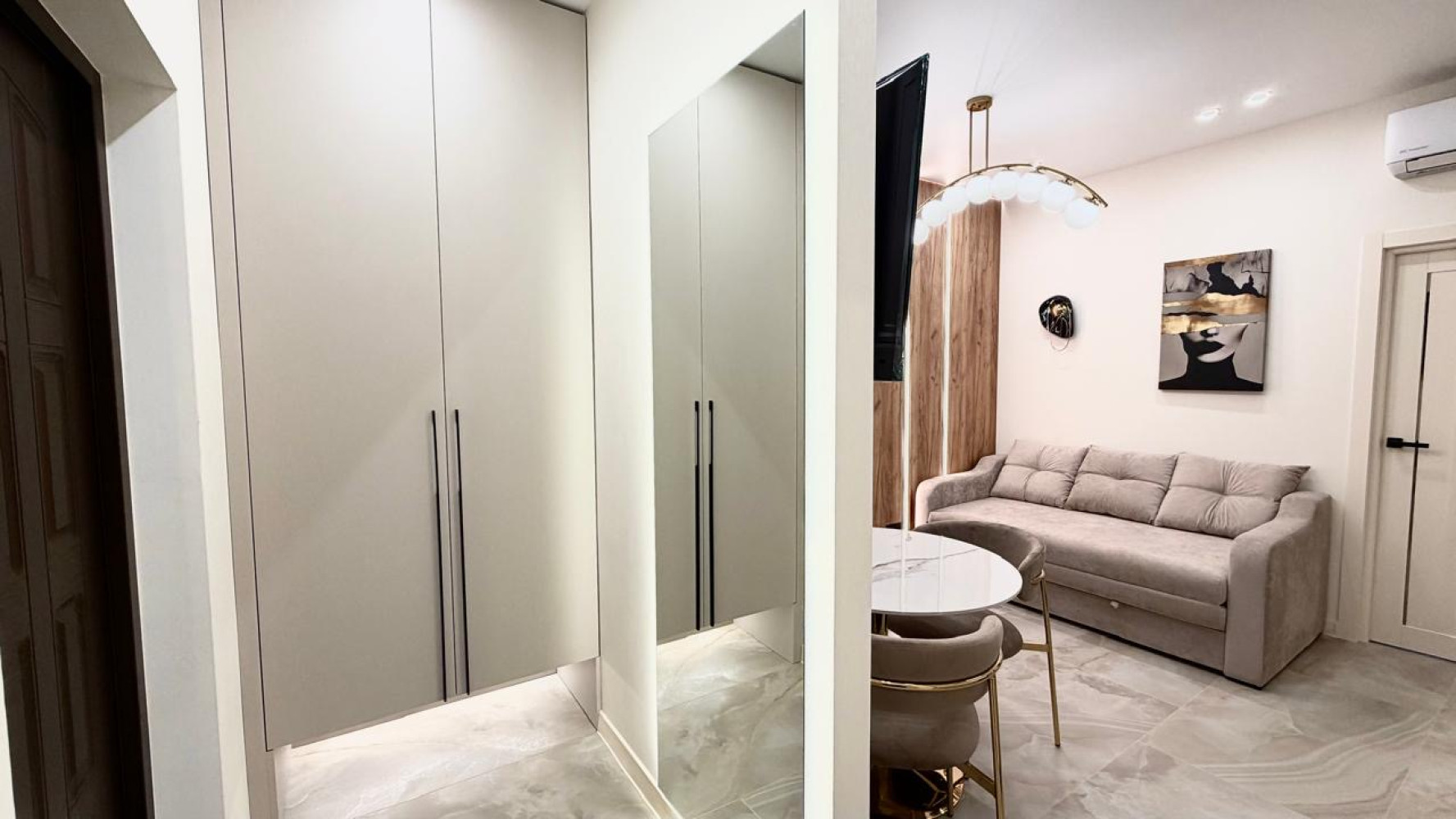 Mieszkanie 2 pokoi 43 m² Odessa, Ukraina